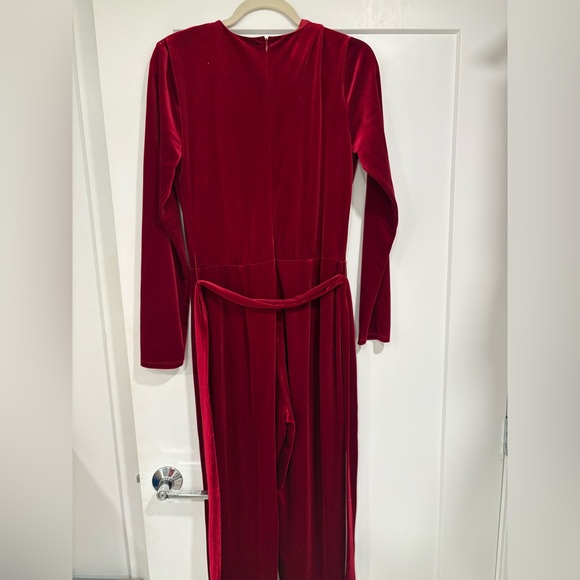 Lovers + Friends Deep Red Velvet Robe - Picture 2 of 3